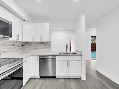 3841 Farragut Street Hollywood FL 33021