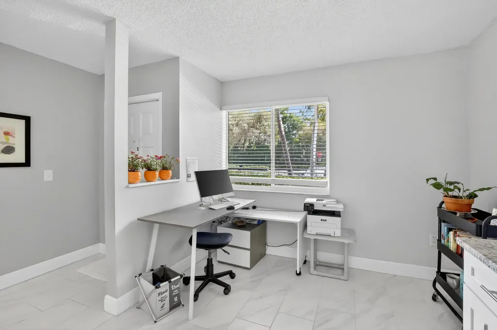 10111 NW 24th Place Sunrise FL 33322