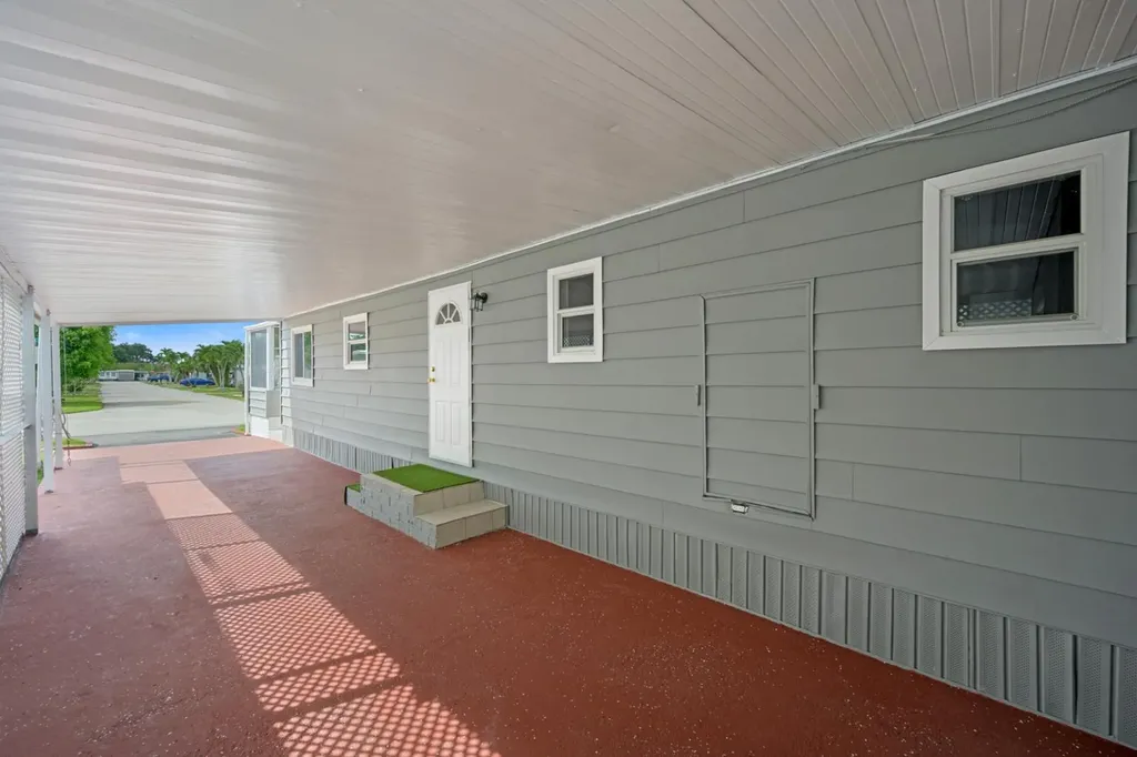2721 SW 54th Street Fort Lauderdale FL 33312