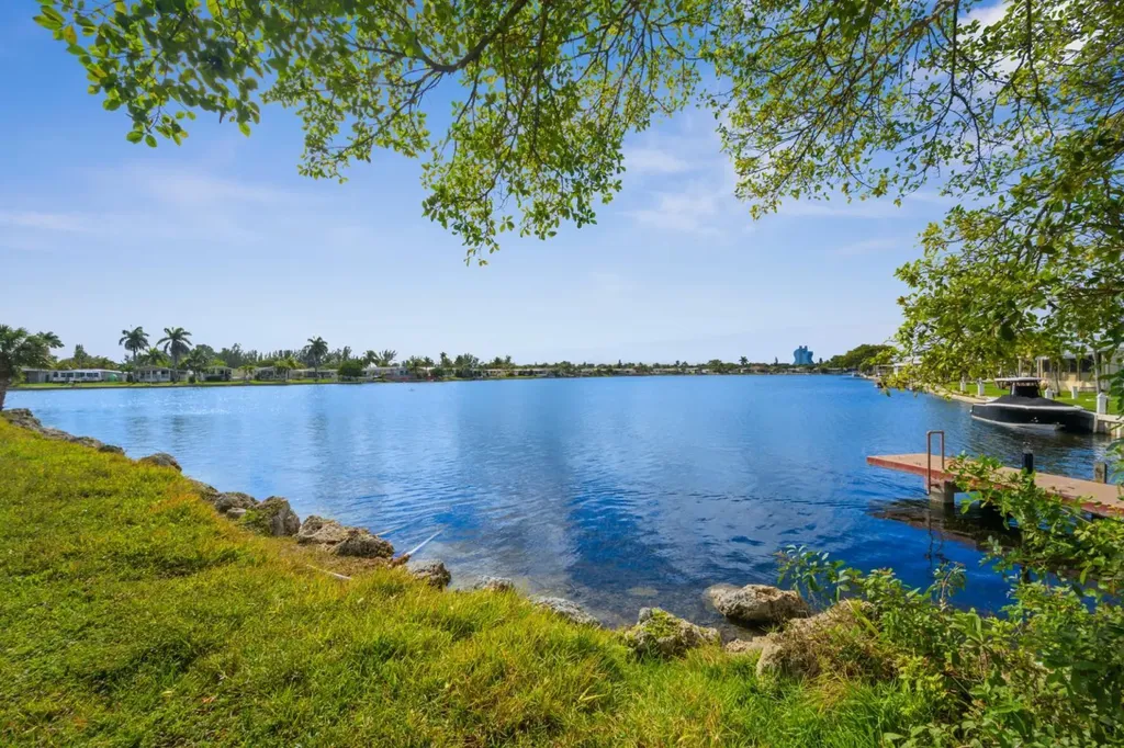 2721 SW 54th Street Fort Lauderdale FL 33312
