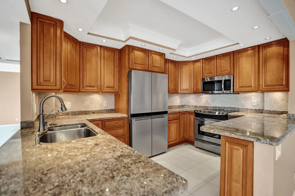 405 N Ocean Boulevard Pompano Beach FL 33062