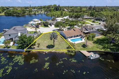 6535 Paul Mar Drive Lake Worth FL 33462