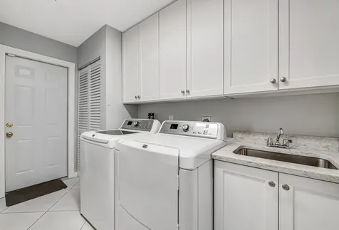 2390 Saratoga Bay Drive West Palm Beach FL 33409