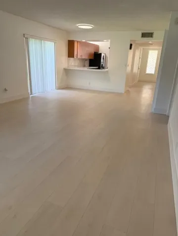 235 Lakeview Drive Weston FL 33326