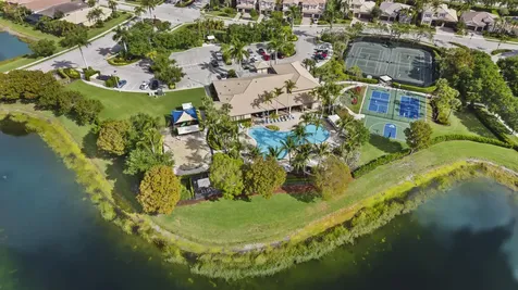6513 Monterey Point Naples FL 34105