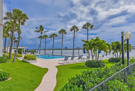 2600 N Flagler Drive West Palm Beach FL 33407