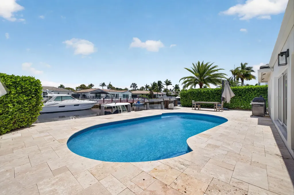 4460 NE 26th Avenue Lighthouse Point FL 33064