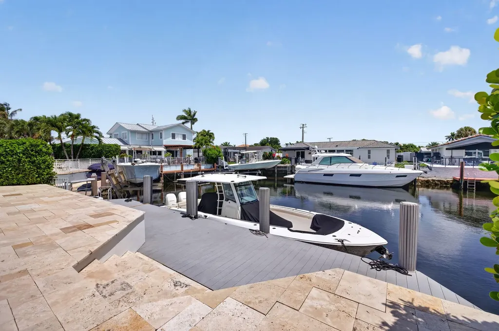 4460 NE 26th Avenue Lighthouse Point FL 33064