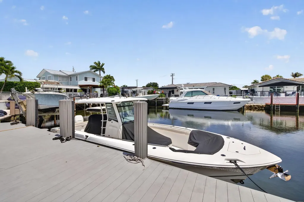 4460 NE 26th Avenue Lighthouse Point FL 33064