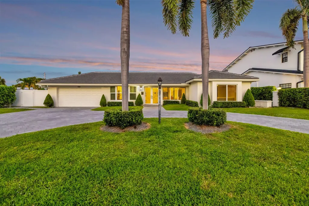 4460 NE 26th Avenue Lighthouse Point FL 33064
