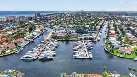 4460 NE 26th Avenue Lighthouse Point FL 33064