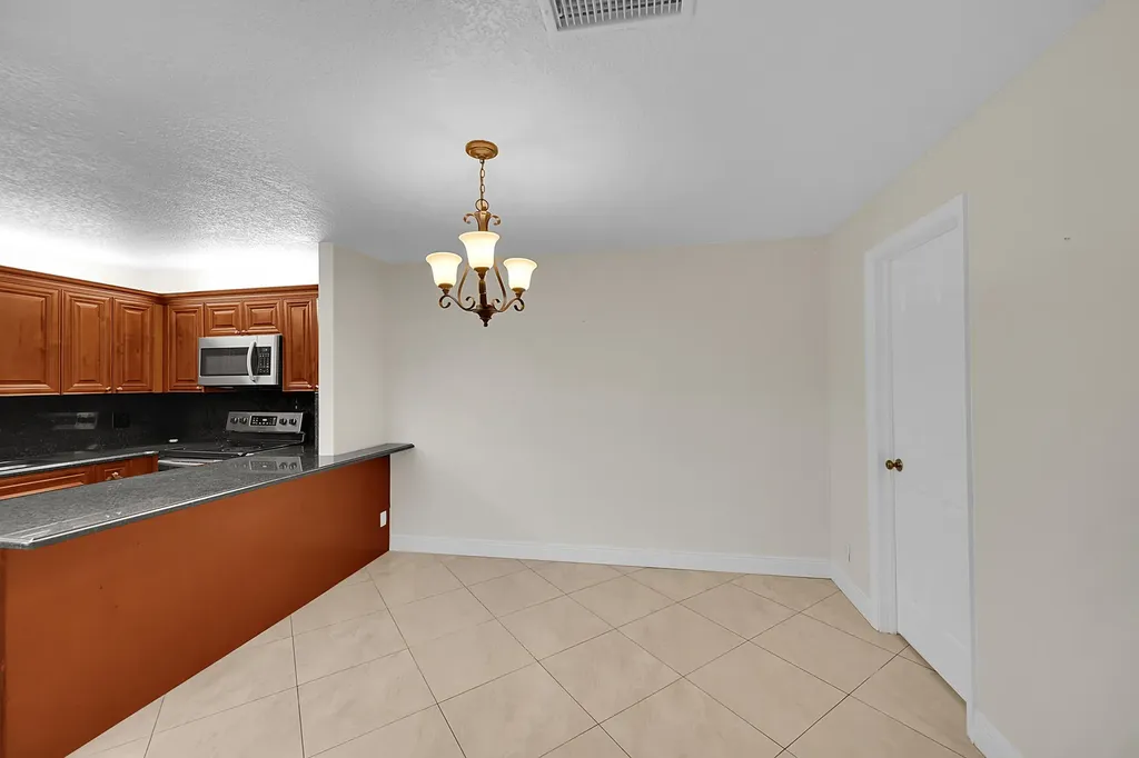 128 Lake Arbor Drive Palm Springs FL 33461