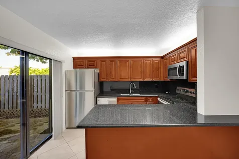 128 Lake Arbor Drive Palm Springs FL 33461
