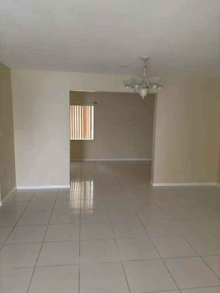 1701 SW 16th Street Boynton Beach FL 33426