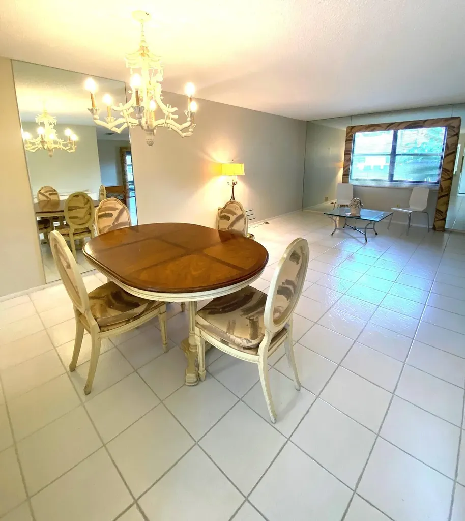 180 Sarita Court Royal Palm Beach FL 33411