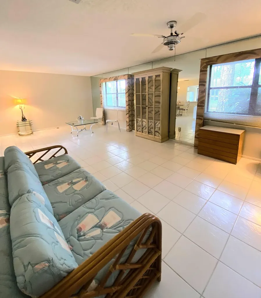 180 Sarita Court Royal Palm Beach FL 33411