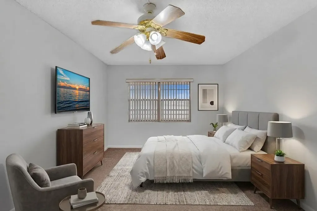 2066 Exeter D Boca Raton FL 33434