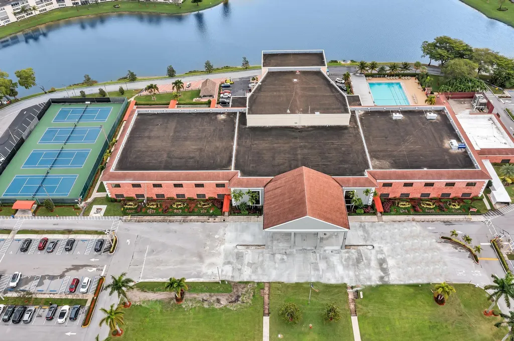2066 Exeter D Boca Raton FL 33434