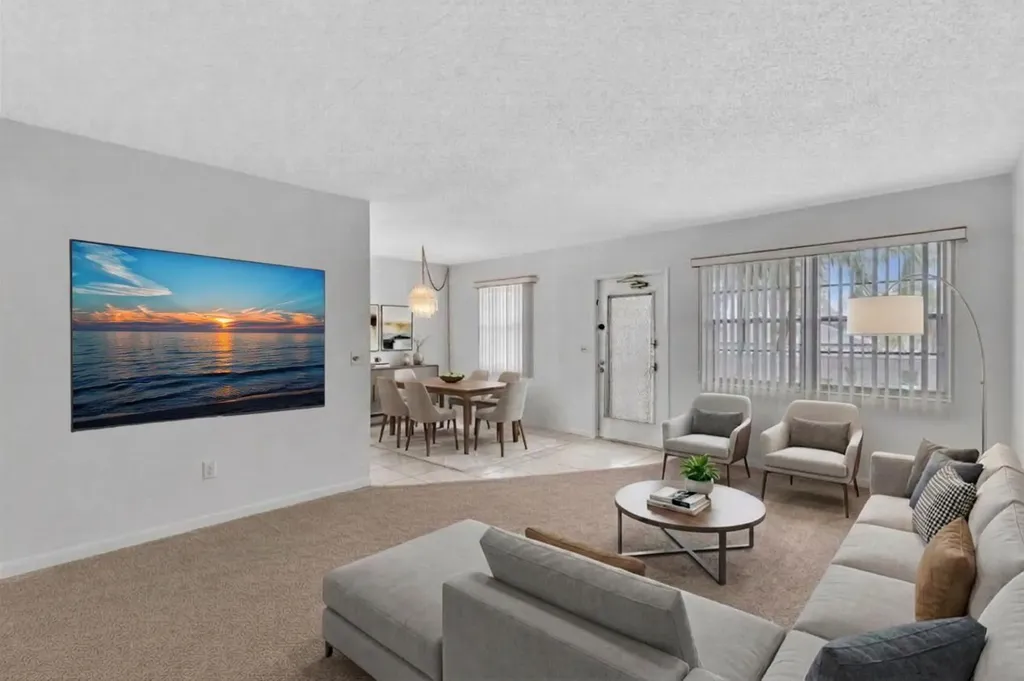2066 Exeter D Boca Raton FL 33434