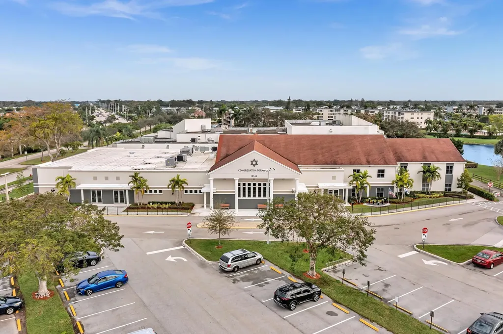 2066 Exeter D Boca Raton FL 33434
