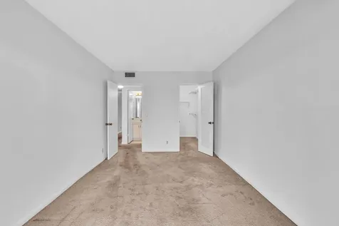 2066 Exeter D Boca Raton FL 33434