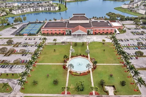 2066 Exeter D Boca Raton FL 33434