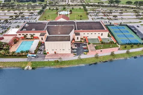 2066 Exeter D Boca Raton FL 33434