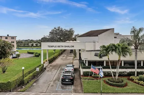 2066 Exeter D Boca Raton FL 33434