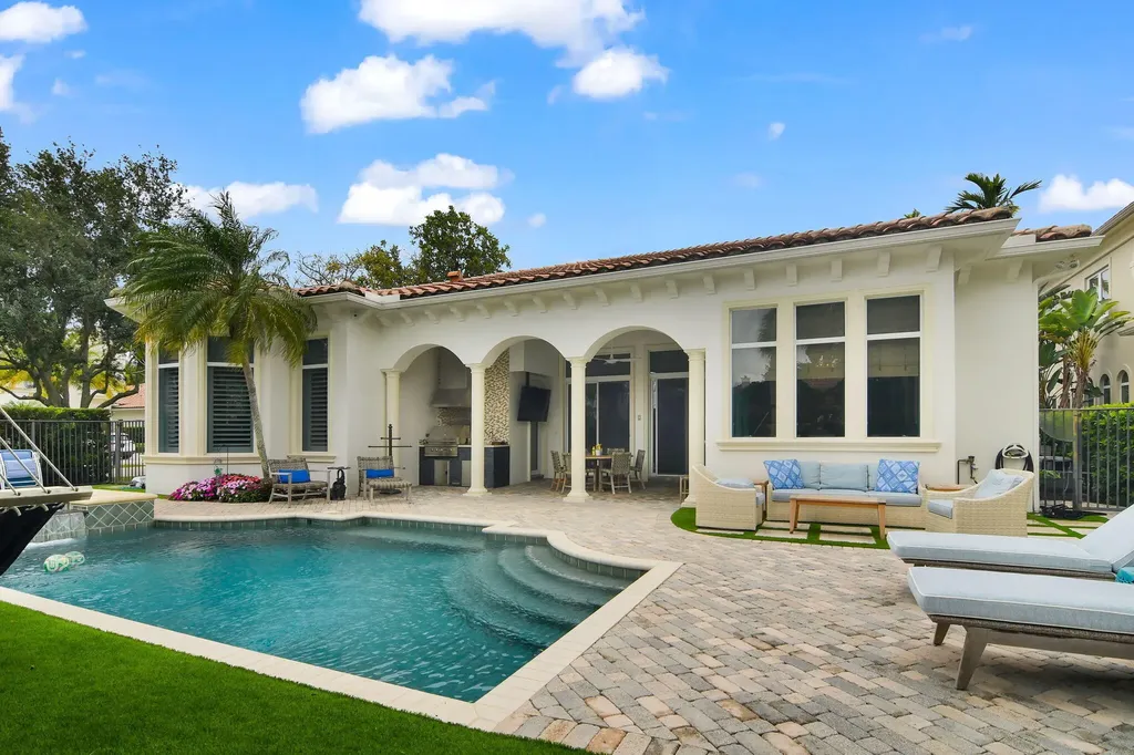 11202 Orange Hibiscus Lane Palm Beach Gardens FL 33418