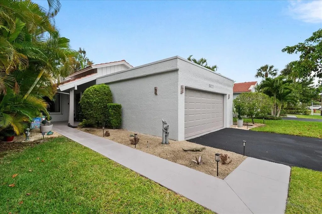 5622 Ainsley Court Boynton Beach FL 33437