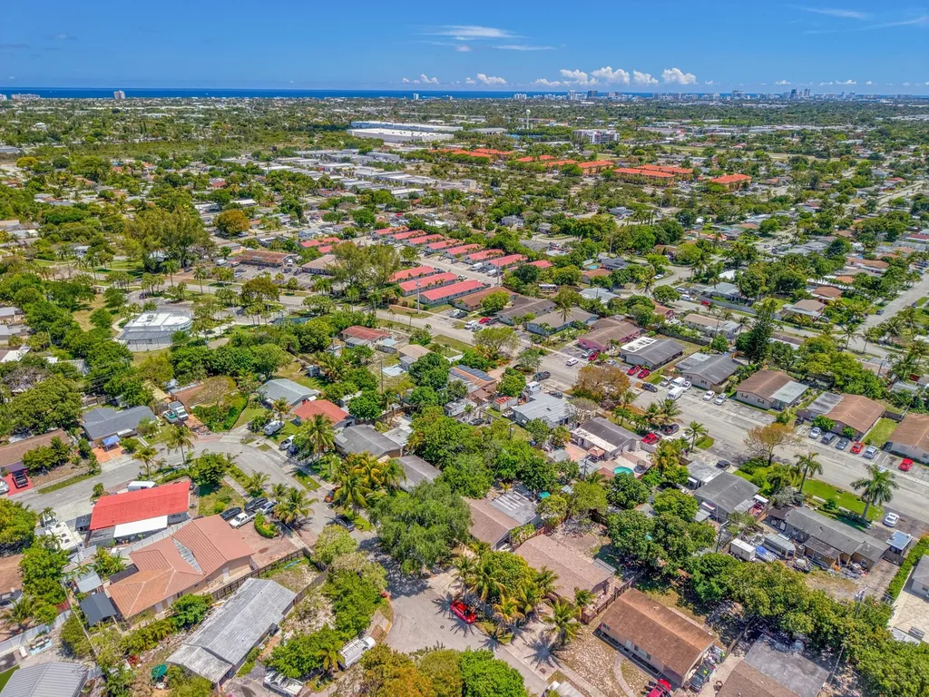340 NE 44th Court Deerfield Beach FL 33064