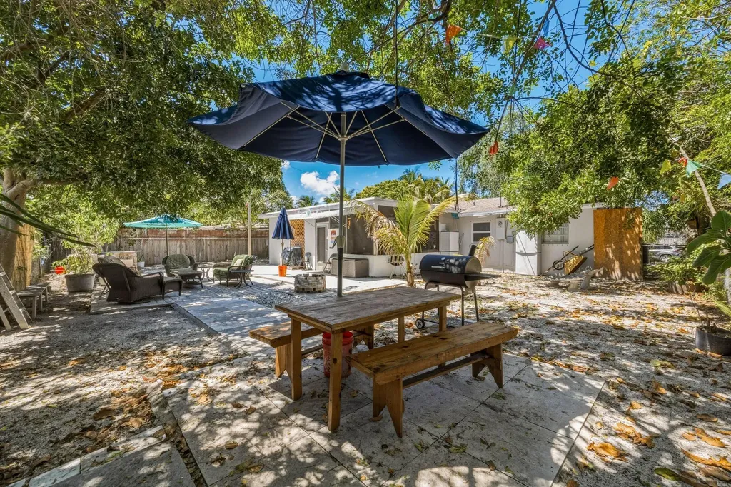 340 NE 44th Court Deerfield Beach FL 33064