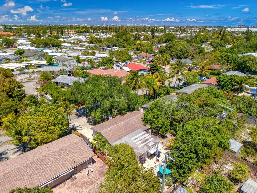 340 NE 44th Court Deerfield Beach FL 33064