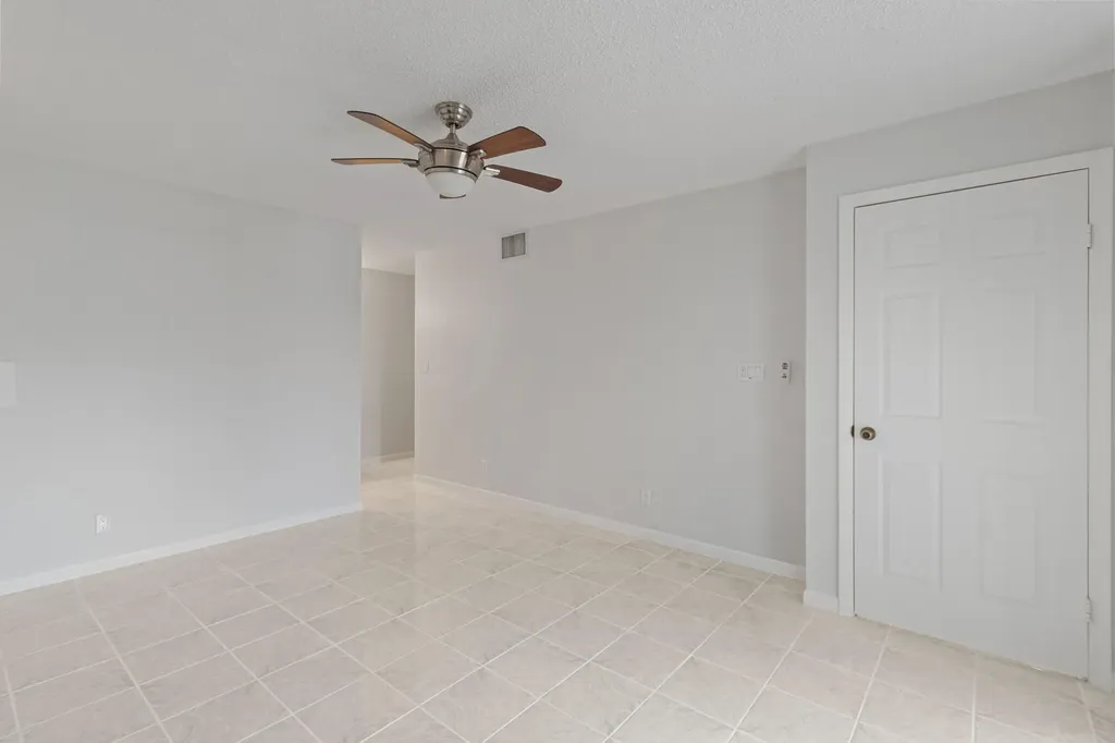 8641 W Boca Glades Boulevard Boulevard W Boca Raton FL 33434