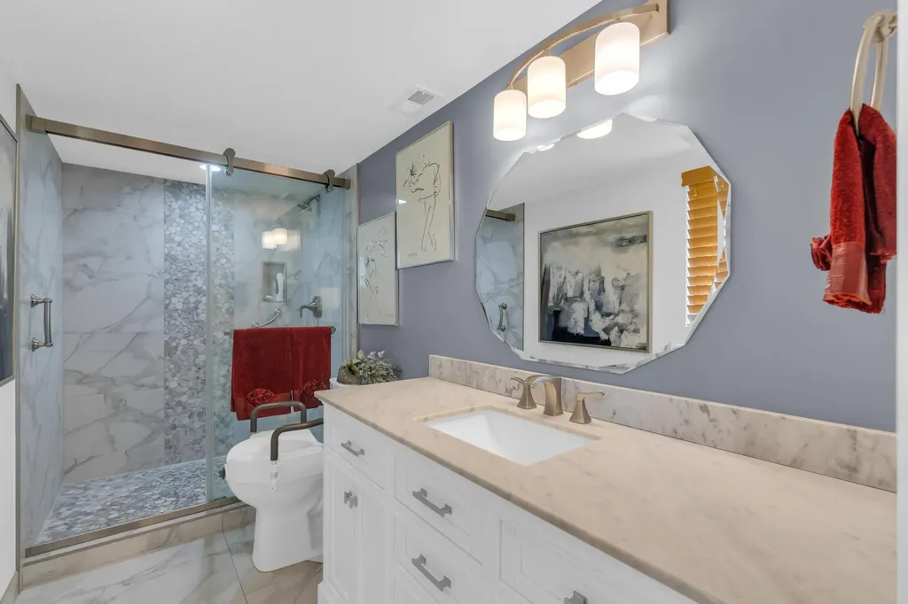 7351 Kinghurst Drive Delray Beach FL 33446