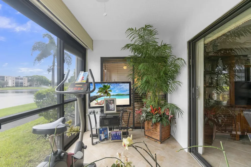 7351 Kinghurst Drive Delray Beach FL 33446