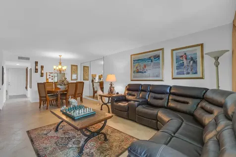 7351 Kinghurst Drive Delray Beach FL 33446