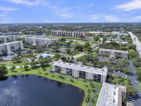 7351 Kinghurst Drive Delray Beach FL 33446