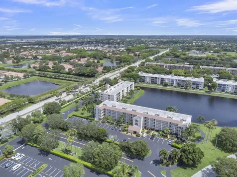7351 Kinghurst Drive Delray Beach FL 33446