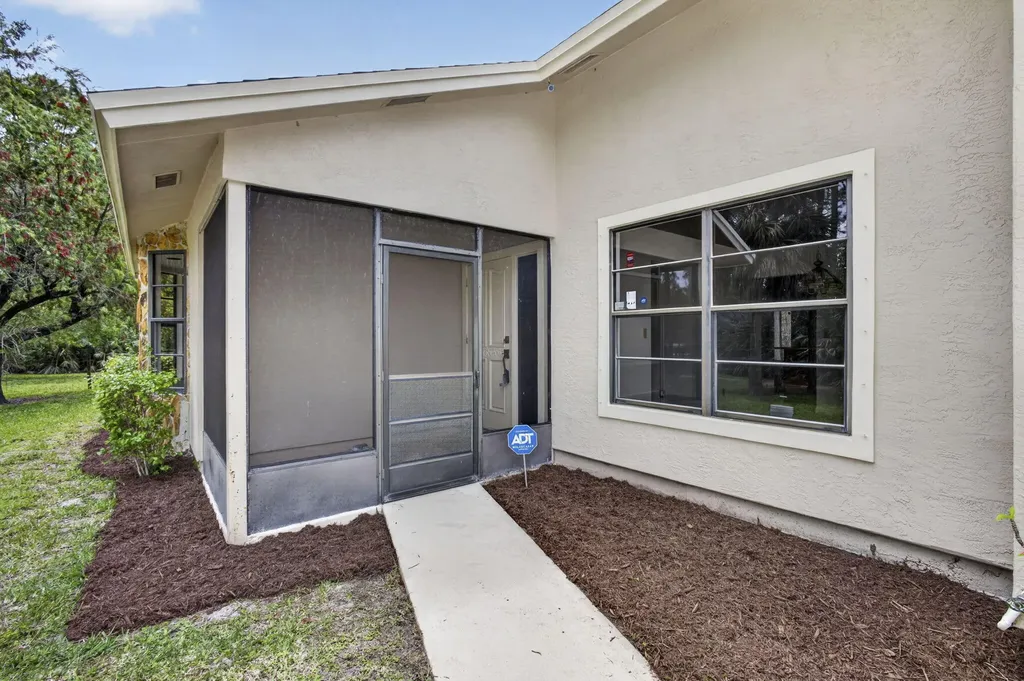 6045 Hall Boulevard The Acreage FL 33470