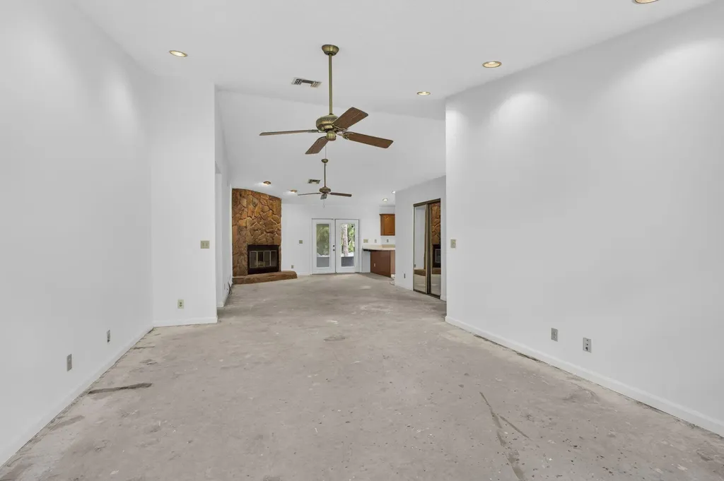 6045 Hall Boulevard The Acreage FL 33470