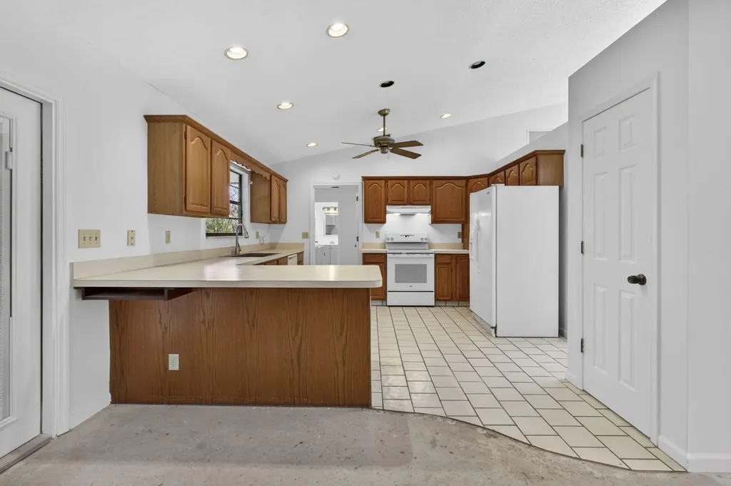 6045 Hall Boulevard The Acreage FL 33470