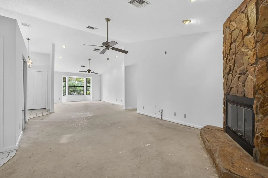 6045 Hall Boulevard The Acreage FL 33470