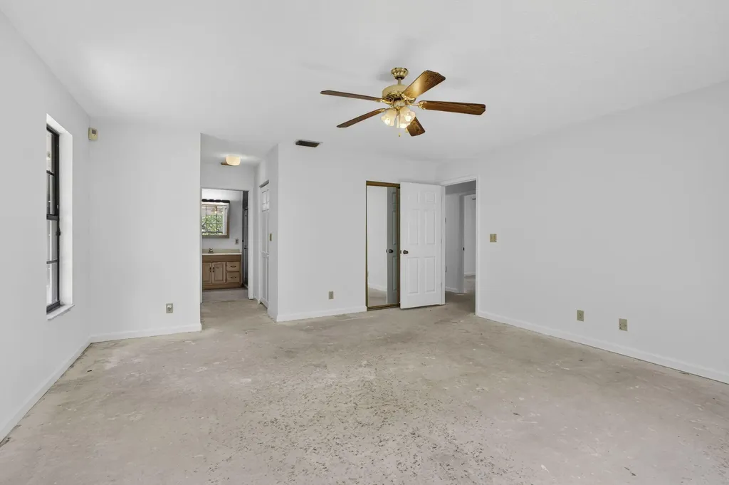6045 Hall Boulevard The Acreage FL 33470