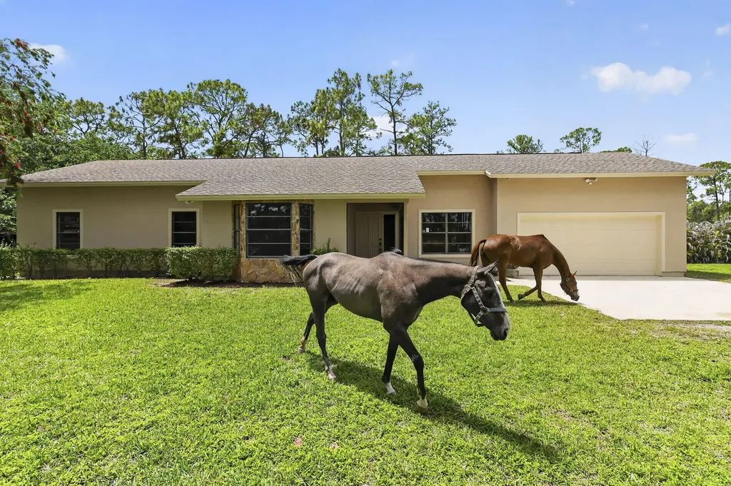 6045 Hall Boulevard The Acreage FL 33470