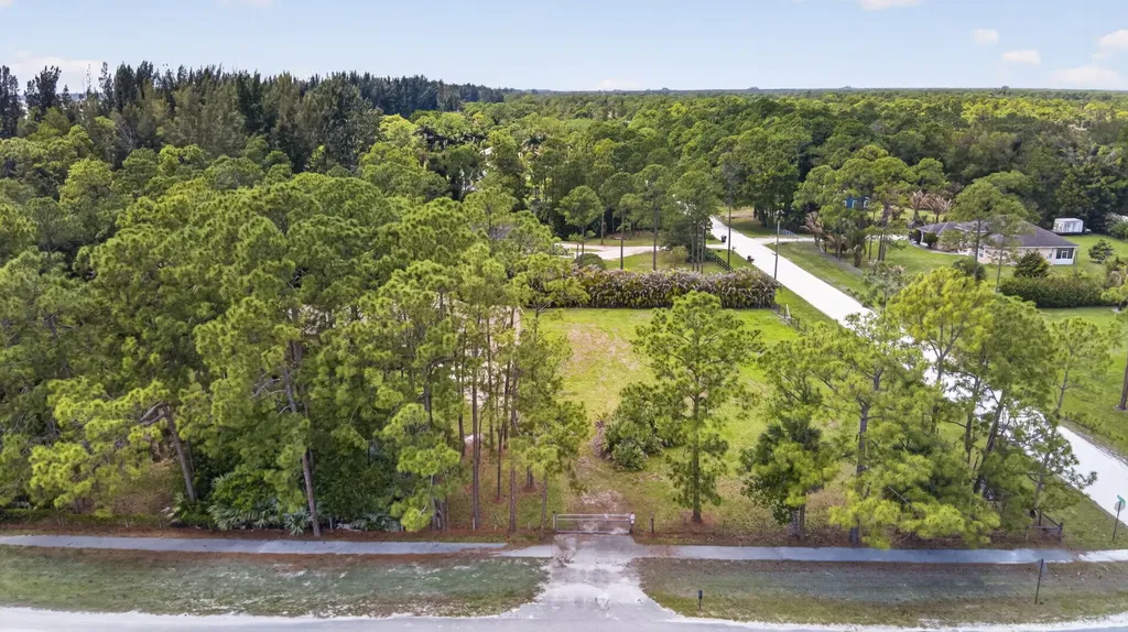 6045 Hall Boulevard The Acreage FL 33470