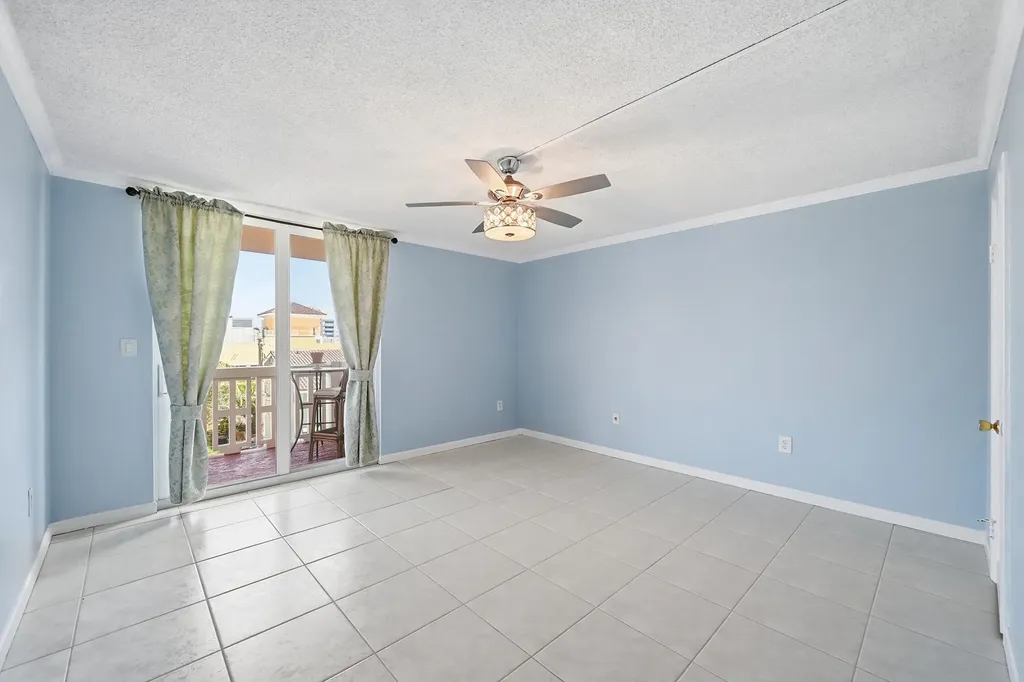 801 S Ocean Drive Hollywood FL 33019