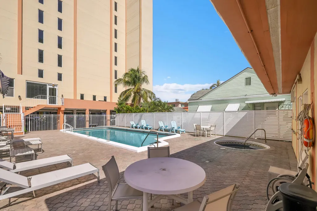 801 S Ocean Drive Hollywood FL 33019
