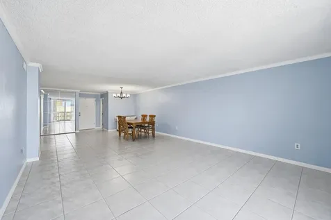 801 S Ocean Drive Hollywood FL 33019