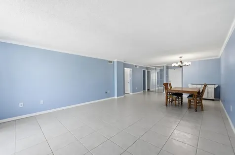 801 S Ocean Drive Hollywood FL 33019